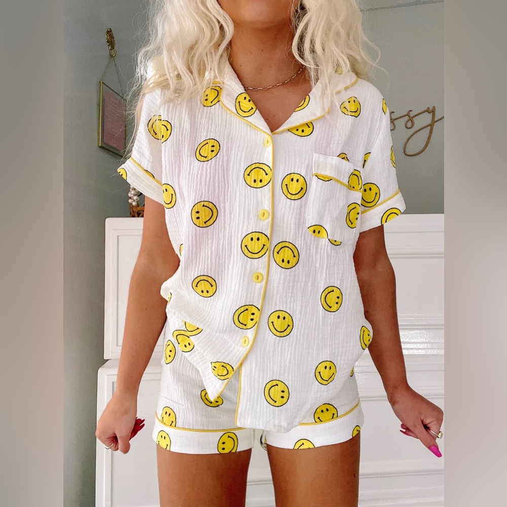 SAS White and Yellow Smiley Face Fabric